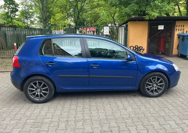 Volkswagen Golf cena 15000 przebieg: 231000, rok produkcji 2005 z Warszawa małe 46